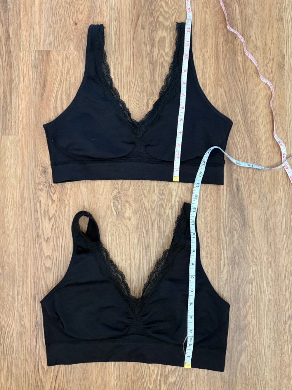 Ambrielle Black Seamless V-Neck Bralette Bundle (2) – Size L - Picture 6 of 7